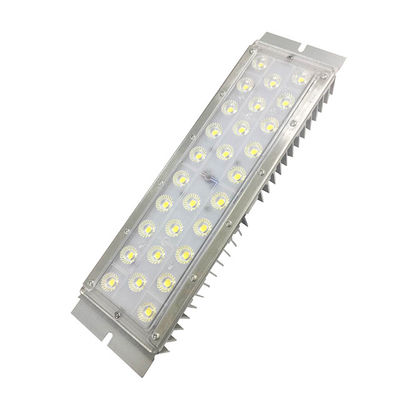 180Lm/W LEDの洪水ライトLEDモジュール50W LuxeonはMeanwellの運転者IP66を欠く
