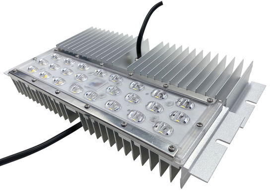 IP66 LUMILEDS 5050 LEDモジュール ハロゲン街灯LED 50wを評価するIP